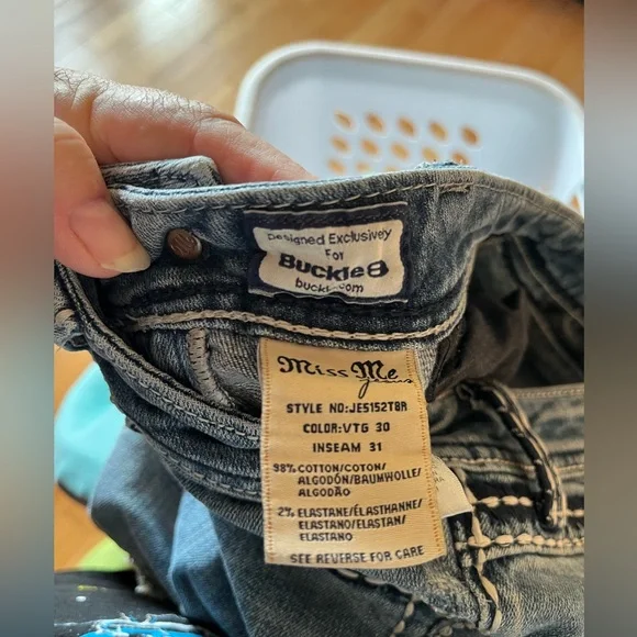 Miss Me Jeans - Picture 11 of 12